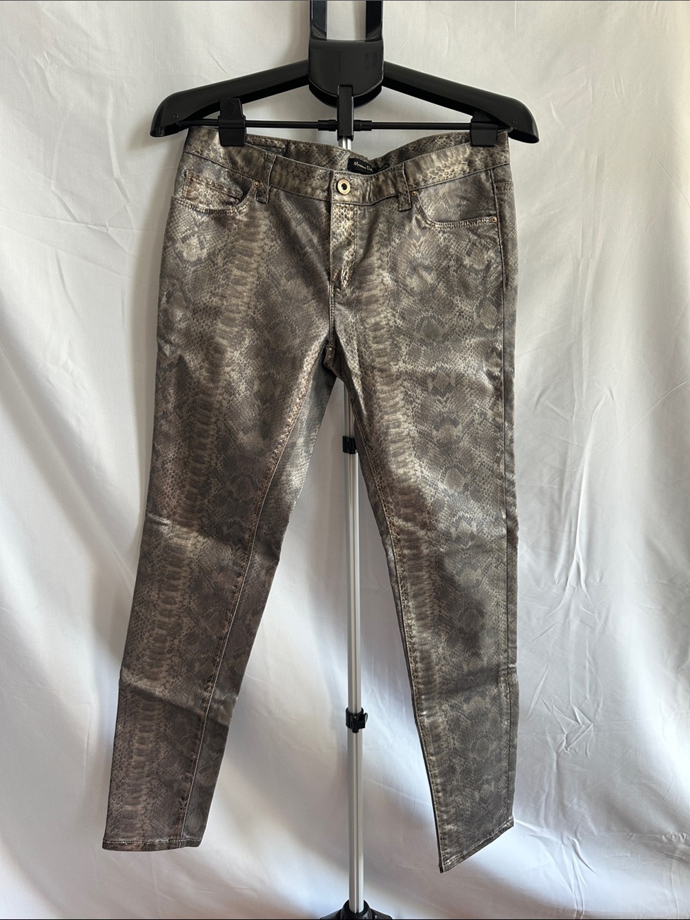 Massimo Dutti Metallic Snake-Print Straight Leg Jeans — Taupe/Gray
